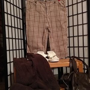 GUC Comfortable Capri Pants